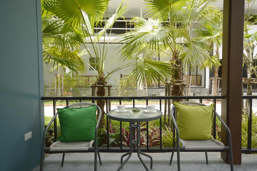 Irest Ao Nang Seafront Hostel Екстериор снимка