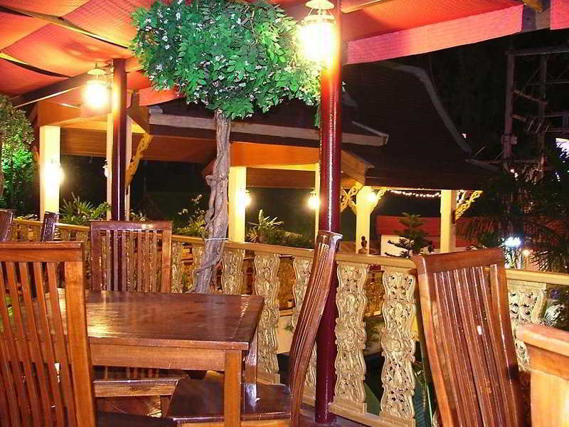 Irest Ao Nang Seafront Hostel Екстериор снимка