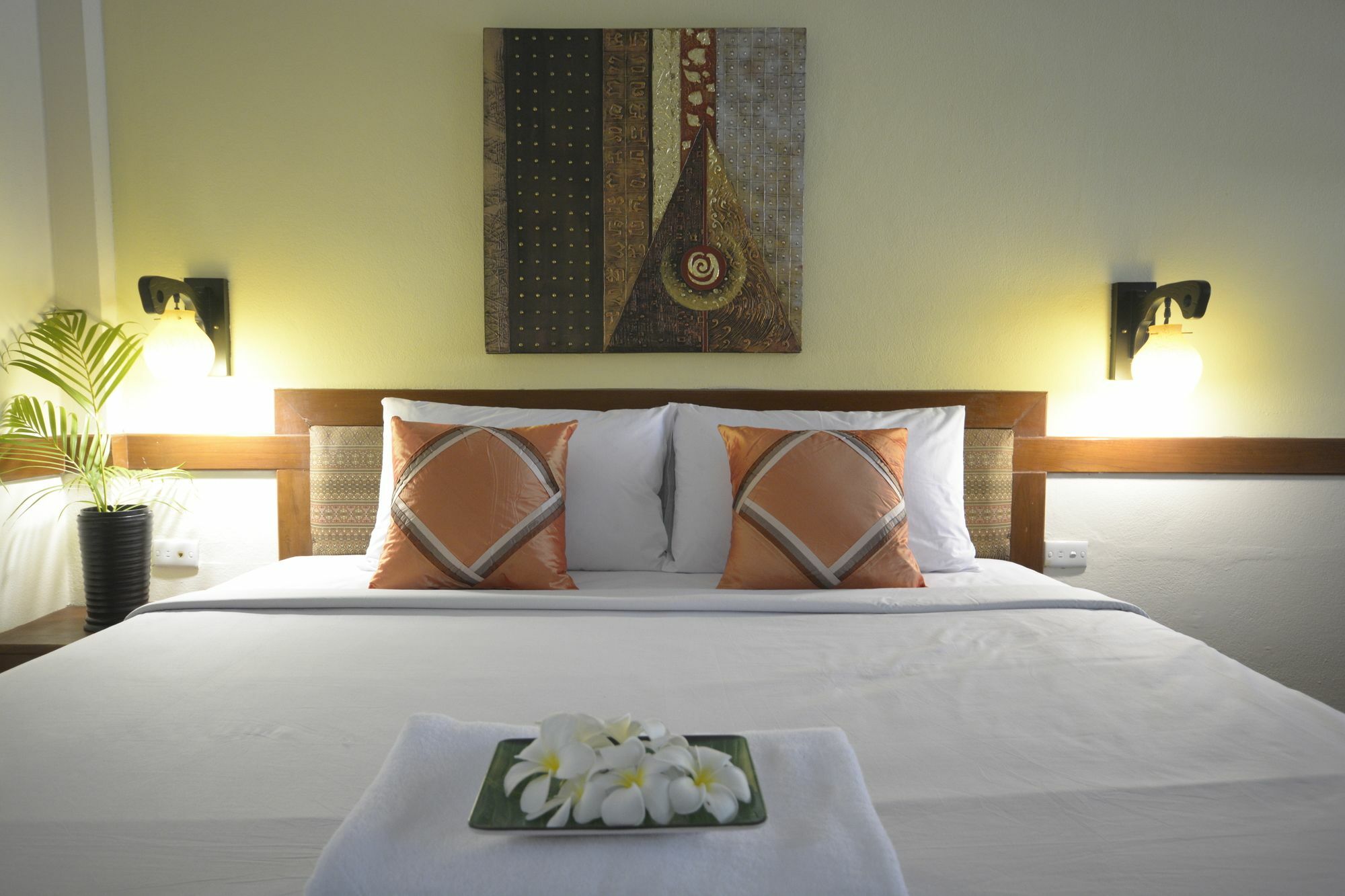 Irest Ao Nang Seafront Hostel Екстериор снимка
